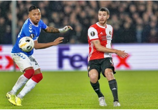 参加两个小 参加两个小