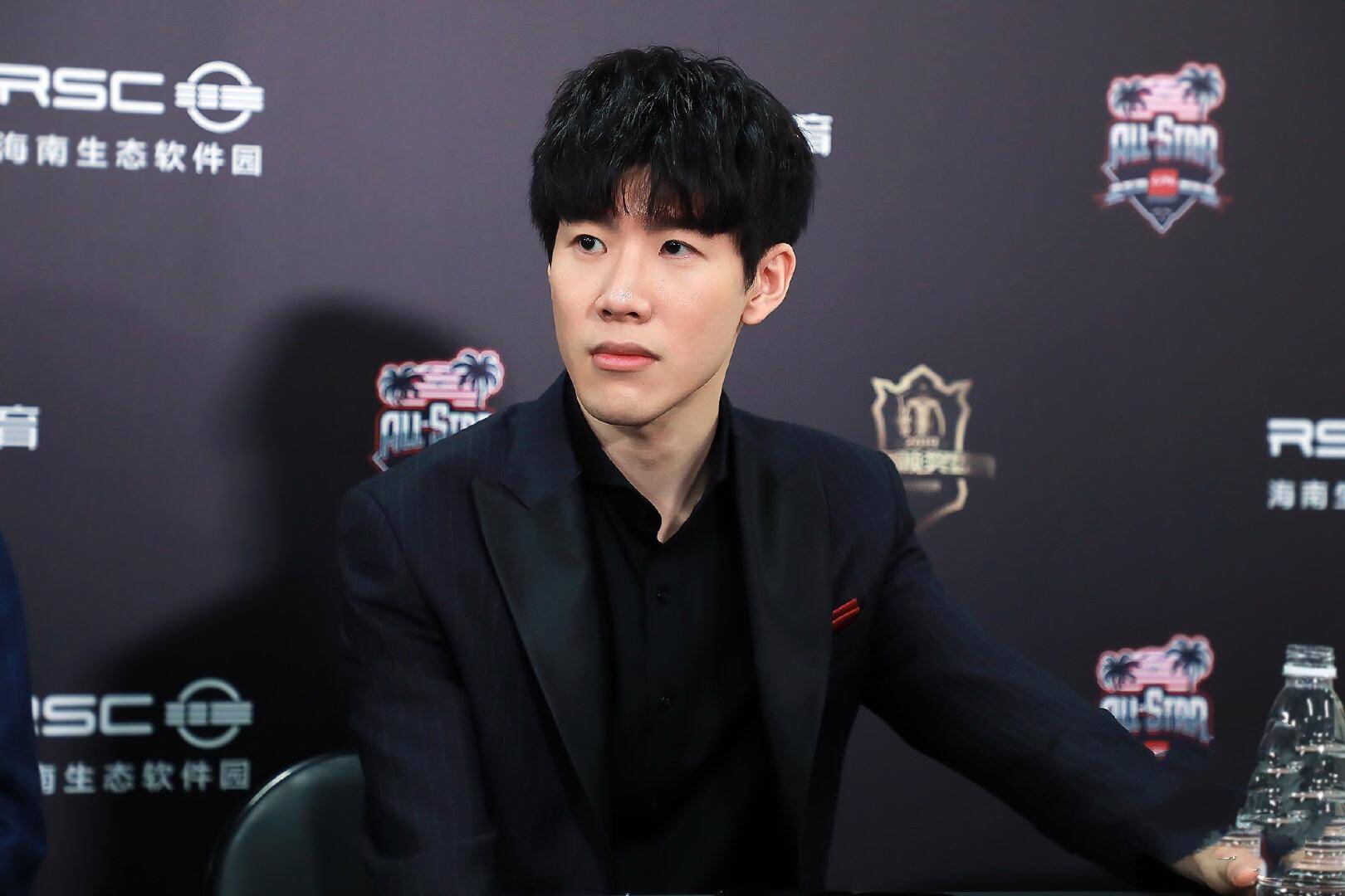 上的支持者 上的支持者