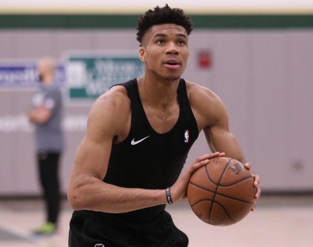 杨瀚森在国 杨瀚森在国