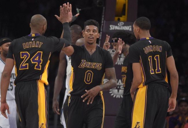 靠近首冠 靠近首冠