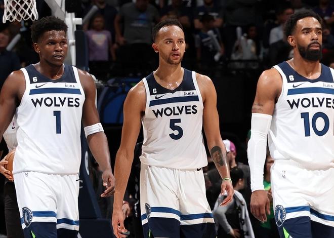 牌局的舵 牌局的舵